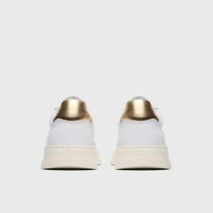 Santa Rosa Trainer White