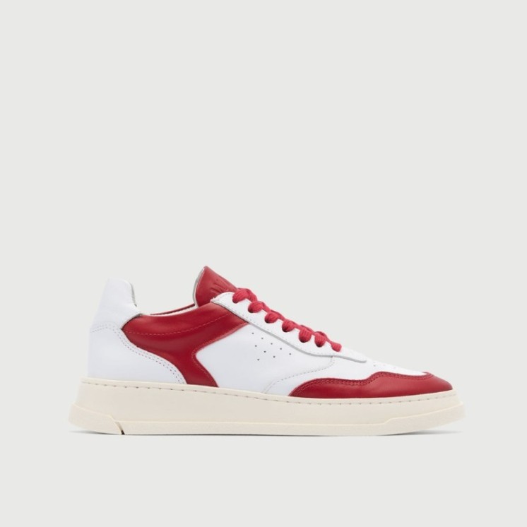 Santa Rosa Trainer Red