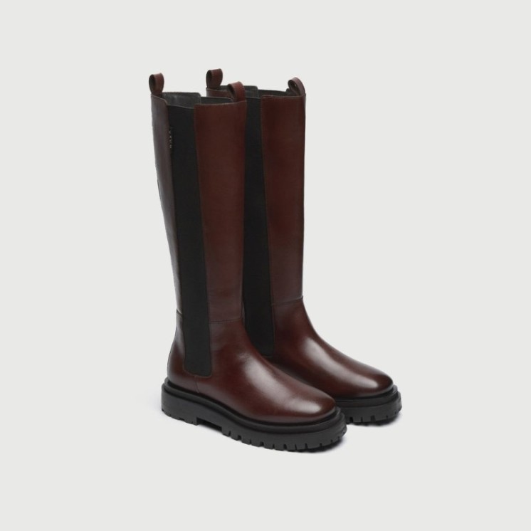 Dana Tall Chelsea Boot Brown