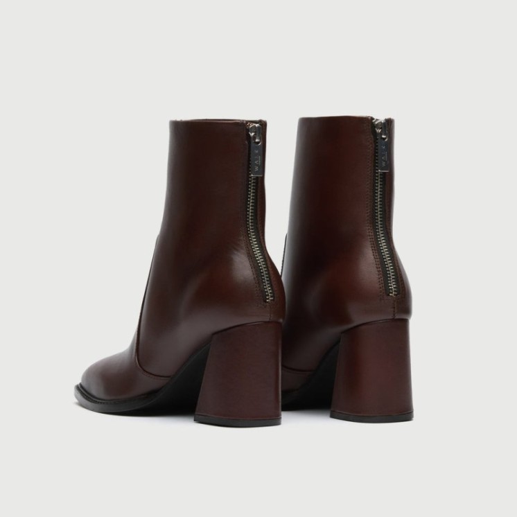 Frankie Back Zip Boot Brown